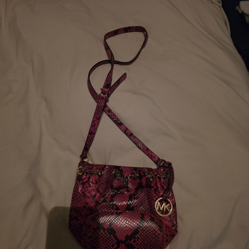 Michael Kors Mini Frankie Drawstring Crossbody Bag in Raspberry